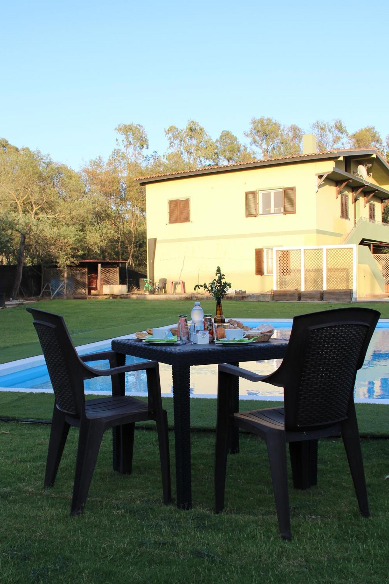 Country & Beach B&B Capoterra Kültér fotó